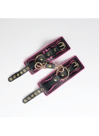 Черные кожаные наручники с розовой строчкой - Crazy Handmade - купить с доставкой в Евпатории