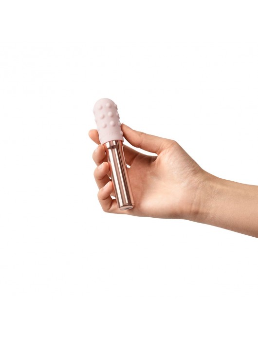 Пудровый жезловый вибратор Le Wand Grand Bullet с двумя нежными насадками - Le Wand