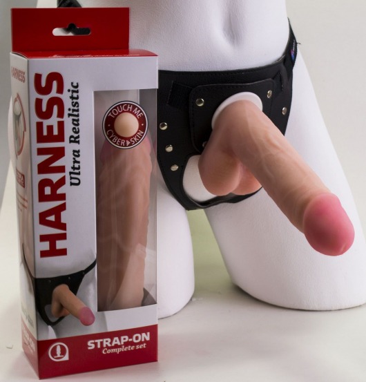 Страпон в подарочной упаковке: трусики с плугом и фаллоимитатор-насадка - 16 см. - LOVETOY (А-Полимер) - купить с доставкой в Евпатории